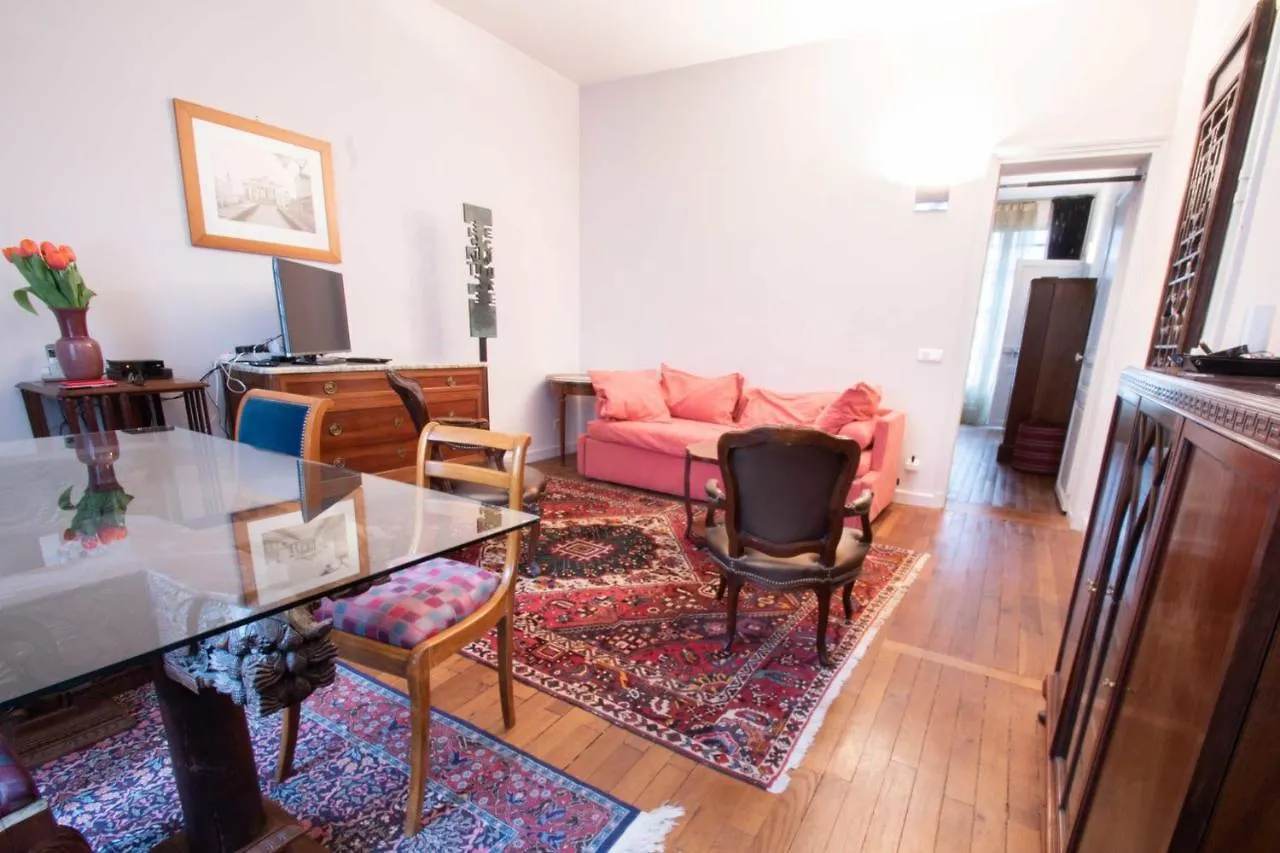 Spacious 50 M Cocoon In The Heart Of Paris 17Th Apartment 0*,  France